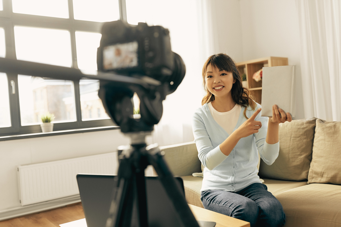 Social media optimization, online advertising strategy, social media trends analysis, digital content planning, social media growth hacking, conversion rate optimization, influencer marketing ROI